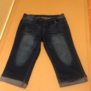 Jonathan Martin 16 Women’s Cropped Denim